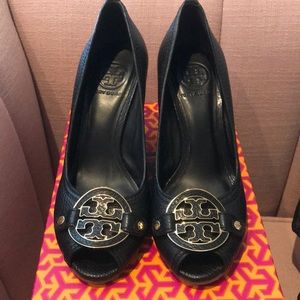 Tory Burch Black Wedges